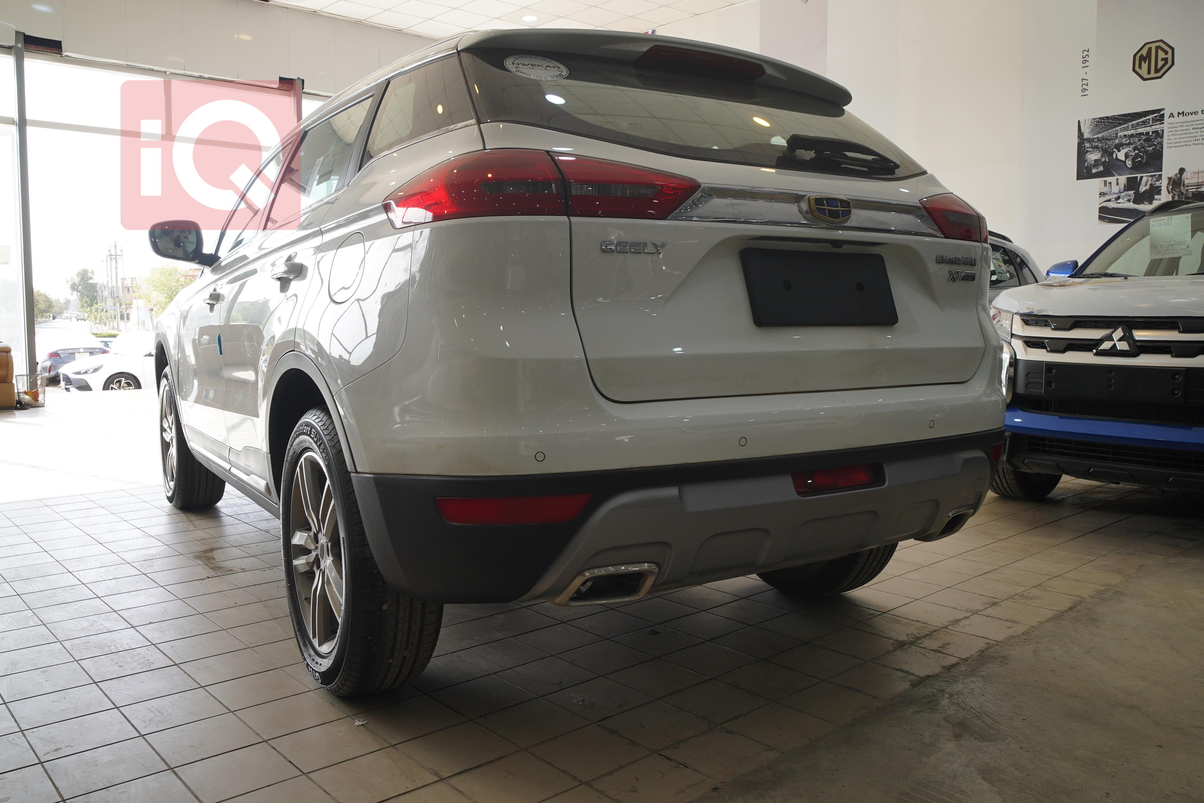 جیلی ئێم گراند X7 Sport